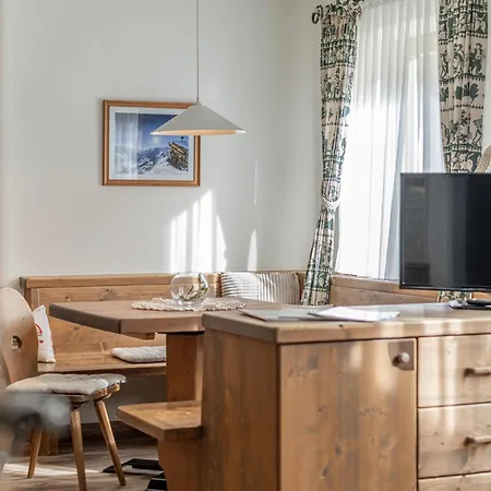 Alt Poschach Apartment *